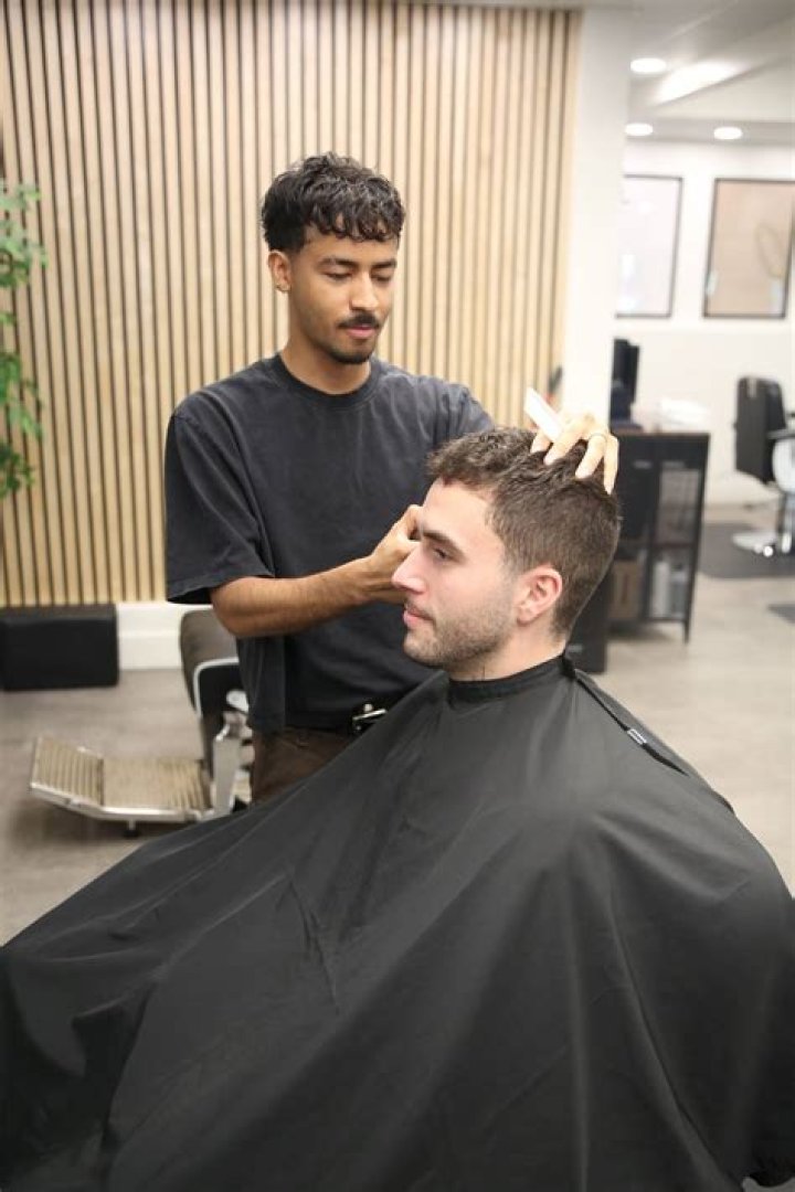 Brandon The Barber Viral Video Takes The Internet By Storm
