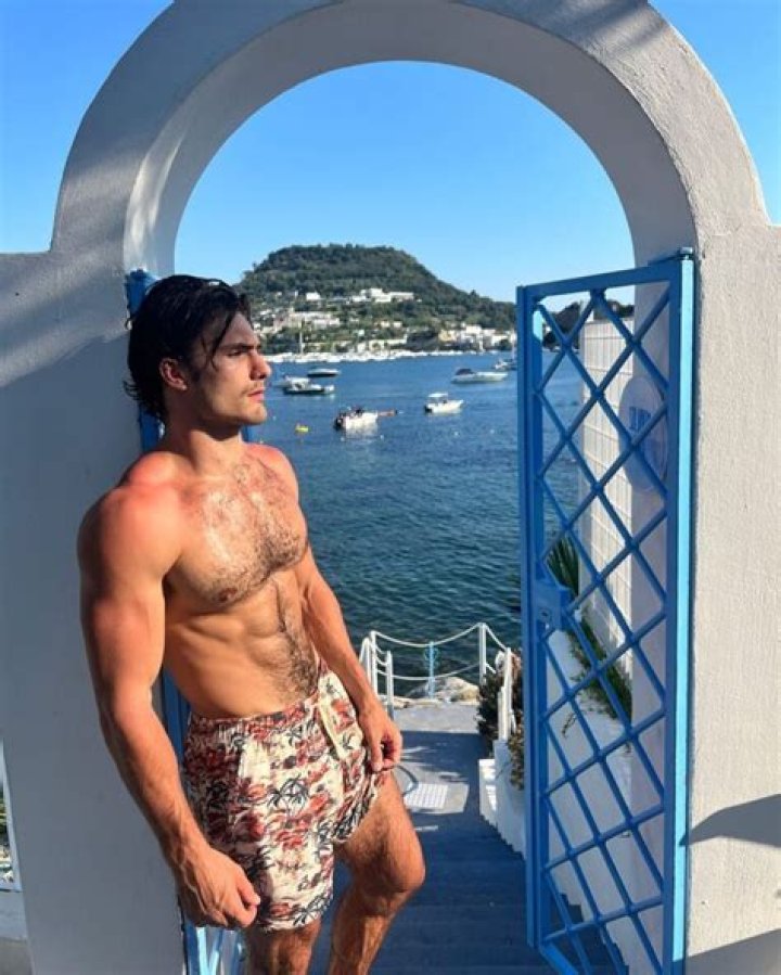 
Gabriel Outen Height, Weight, Net Worth, Age, Wiki, Who, Instagram, Biography 